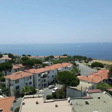 Albora كوشاداسيه